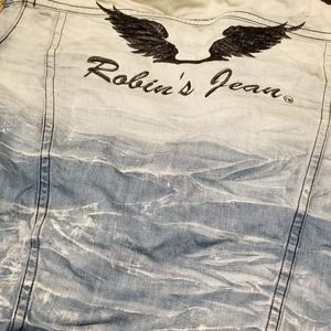 Robin's Jean's outfit